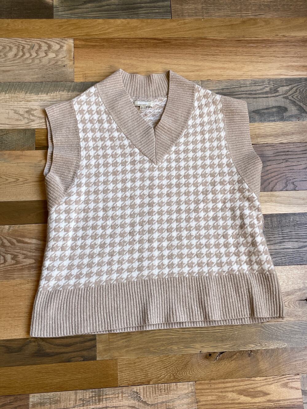 Barbour Modern Heritage Houndstooth Sweater Vest Womens US 4 Beige